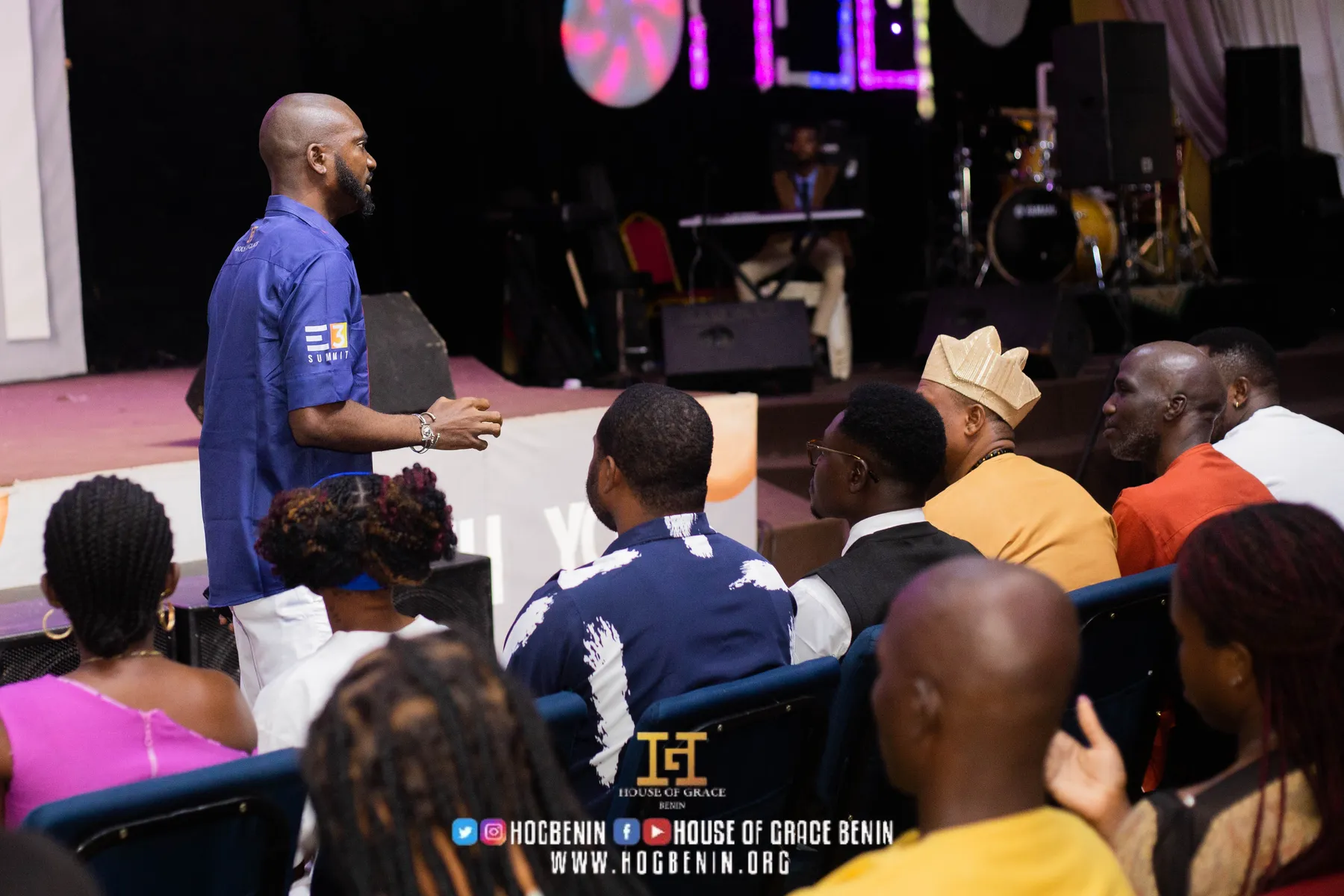 Sunday Service · 4 October 2026