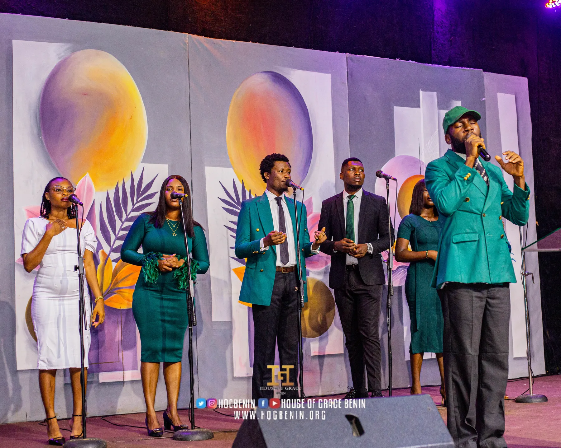 Sunday Service · 4 October 2026