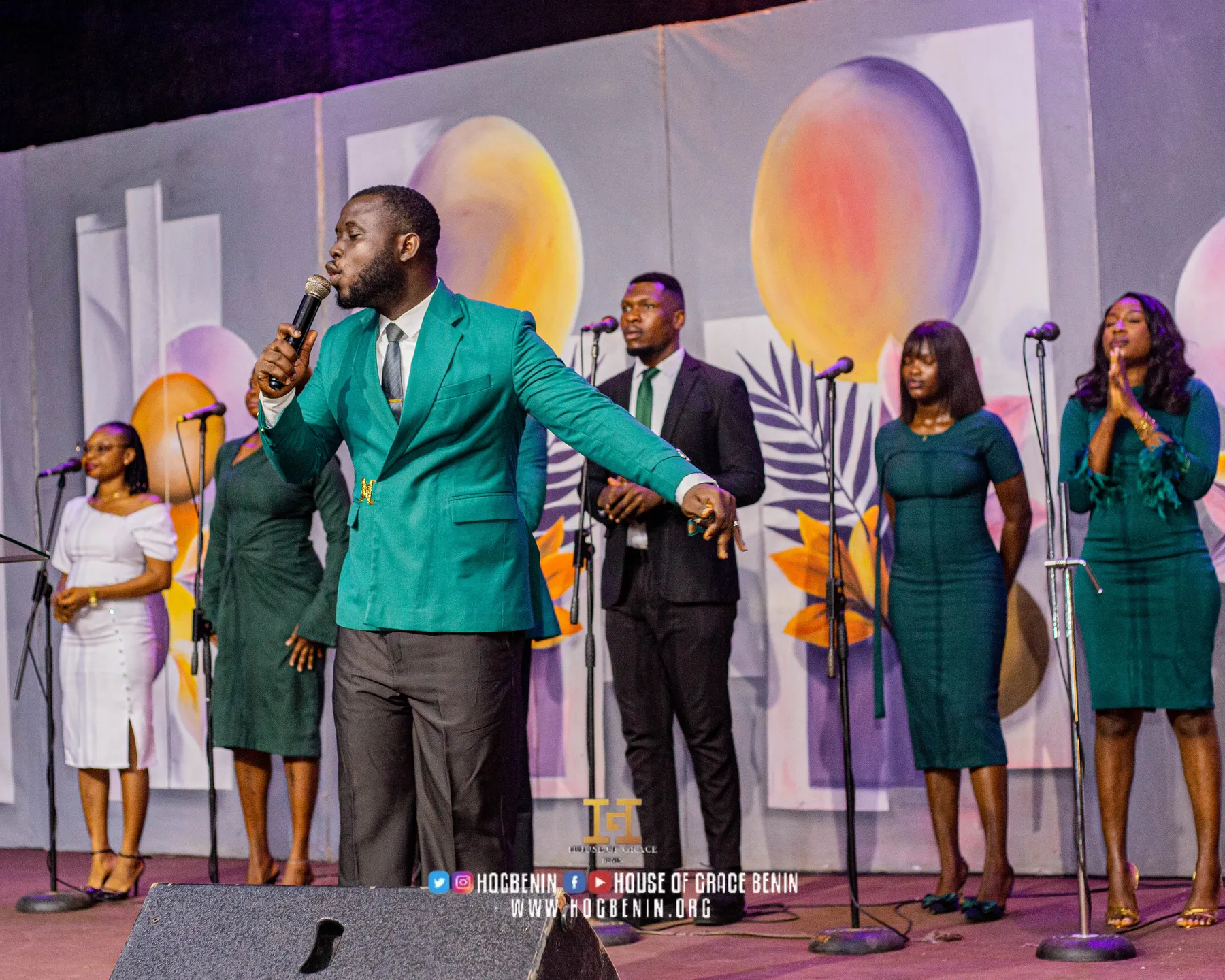 Sunday Service · 4 October 2026